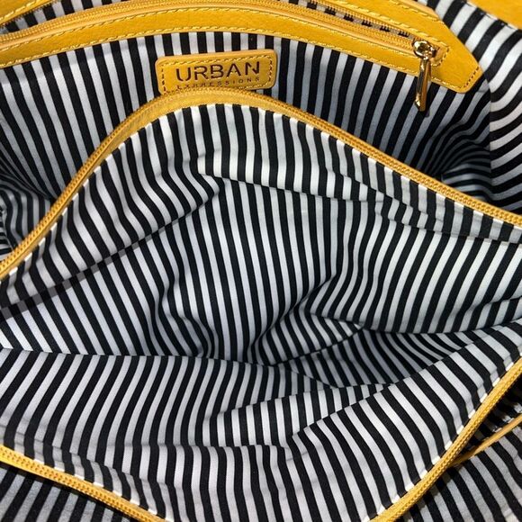 Urban Expressions Tote - Picture 9 of 9